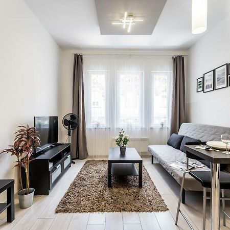 בודפשט Fleur Creme Apartment מראה חיצוני תמונה