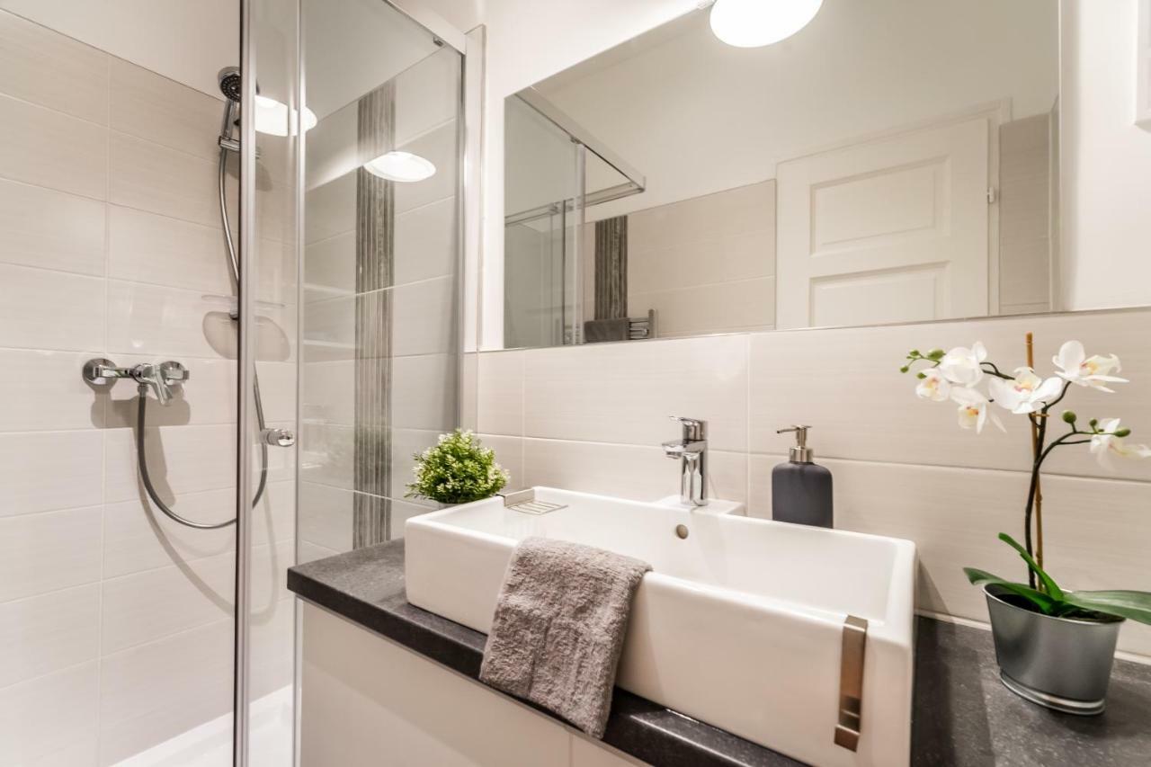 בודפשט Fleur Creme Apartment מראה חיצוני תמונה